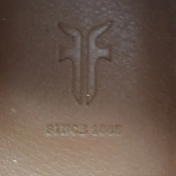 Frye "Rowan" Brown Leather Ankle Slip On Boots - Picture 6 of 13